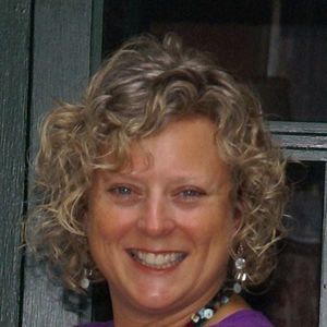 Meet your Posher, Julie